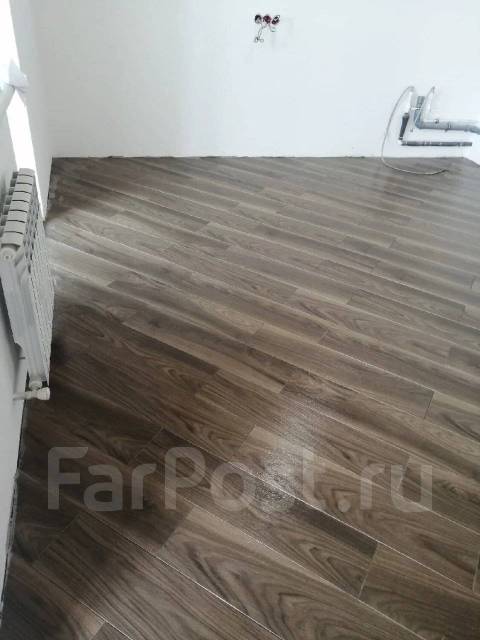 Укладка ламината, пвх плитки, монтаж полов и потолков во Владивостоке