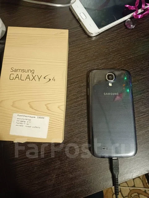 Samsung Galaxy S4. �/�, 16 ��, �����, 4G LTE ����
