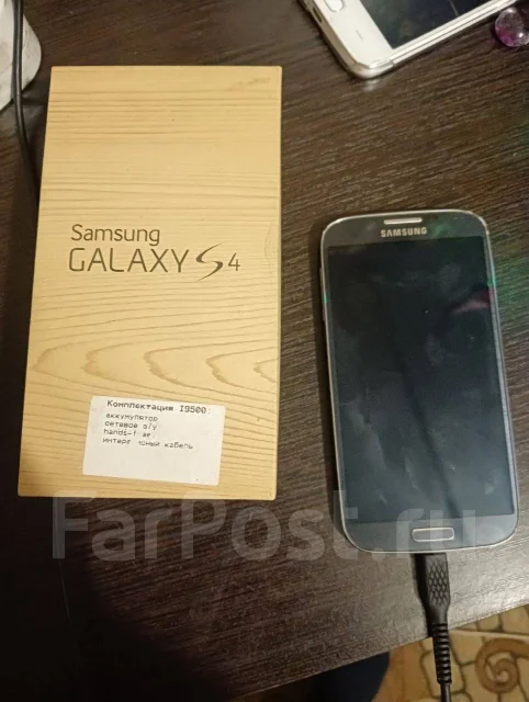 Samsung Galaxy S4. �/�, 16 ��, �����, 4G LTE ����