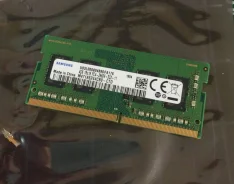 SO-DIMM DDR4. ����