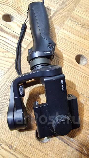 Стабилизатор DJI Osmo mobile, б/у, в наличии. Цена: 3 500₽ во Владивостоке