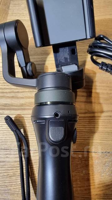 Стабилизатор DJI Osmo mobile, б/у, в наличии. Цена: 3 500₽ во Владивостоке