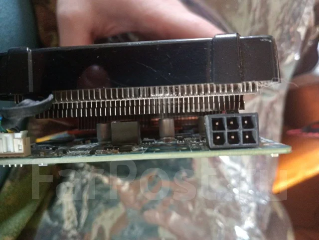Radeon HD 7850 ����