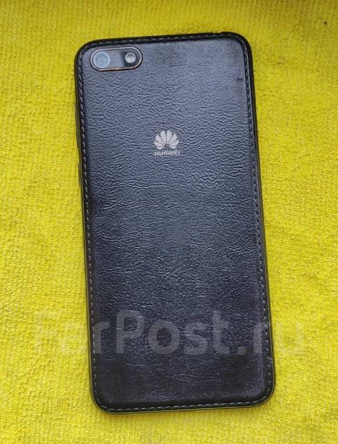 Телефон huawei y5 lite, б/у, в наличии. Цена: 1 000₽ во Владивостоке