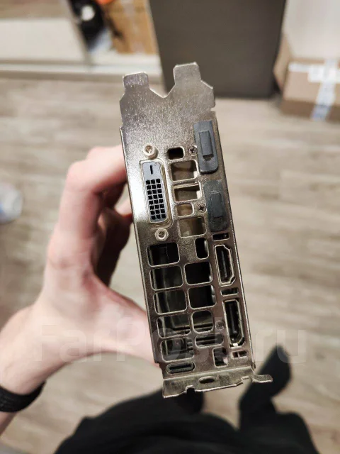 GeForce GTX 1060 ����
