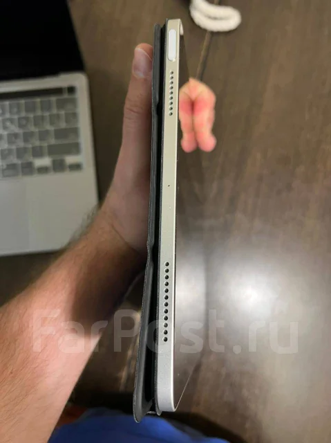 Apple iPad Air 4. ������ 64 �� ����