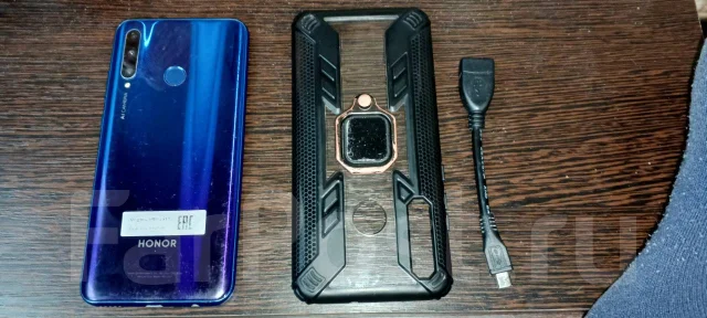 Honor 10i. �/�, 128 ��, �����, 4G LTE, Dual-SIM ����