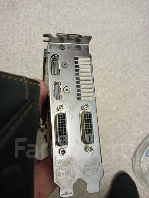 Radeon R9 270X ����