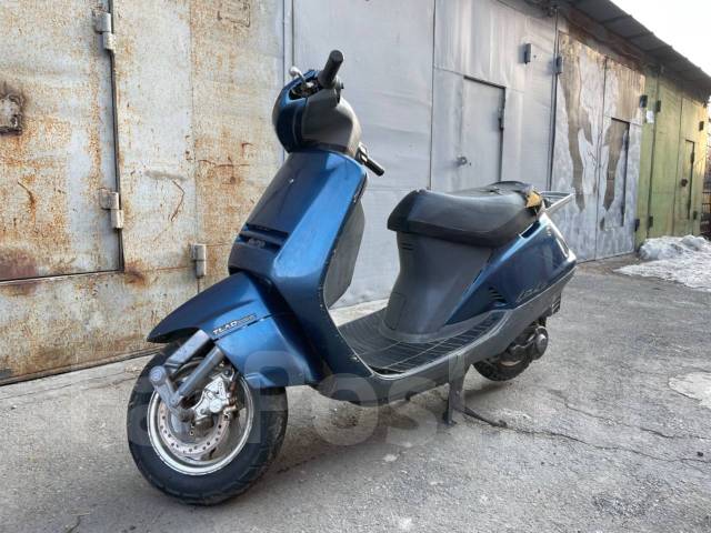 Honda Lead 50, 2000 - Продажа мопедов и скутеров во Владивостоке