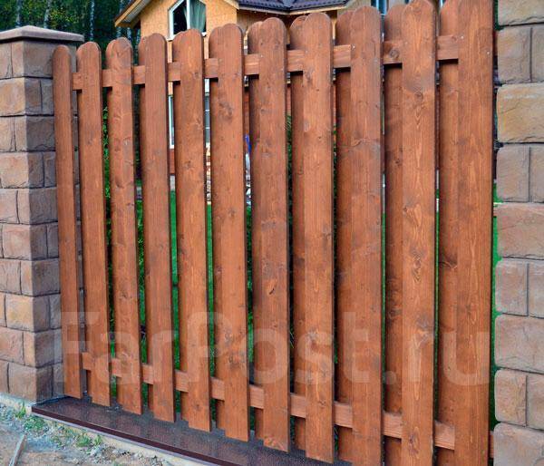 Изготовление и монтаж заборов в Хабаровске