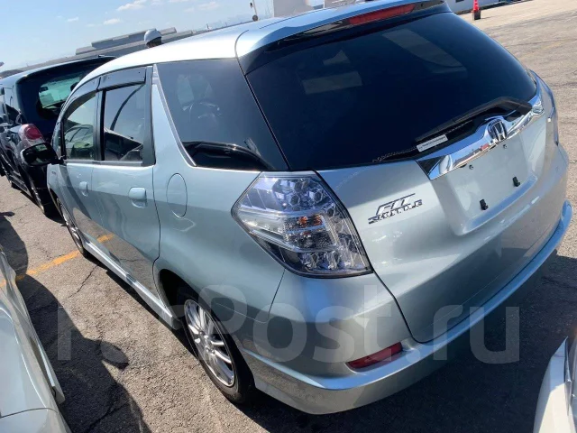Honda Fit Shuttle. GP23120310 ����