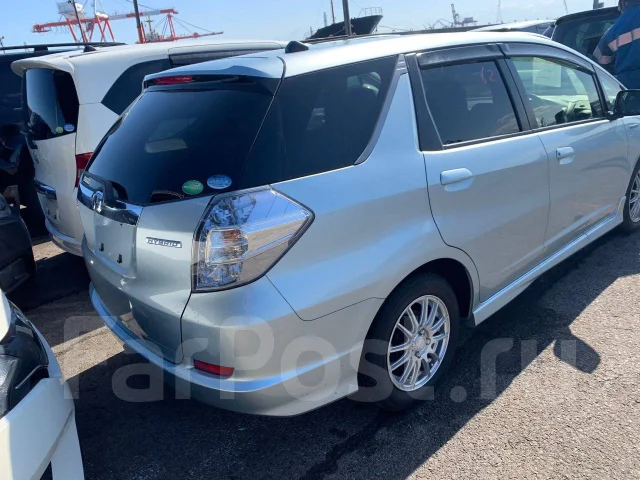 Honda Fit Shuttle. GP23120310 ����