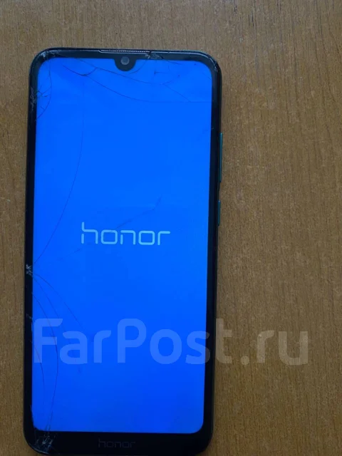 Honor 8A. �/�, 64 ��, �������, 4G LTE ����