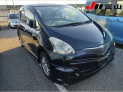 Toyota Ractis. SCP1000078084, 2SZFE ����