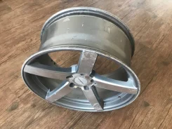 Vossen CV3-R. 8.5x18", 5x114.3, �� 161���. ����