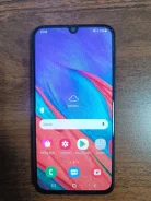 Samsung Galaxy A40. �/�, 64 ��, ����������, 4G LTE, Dual-SIM, NFC ����