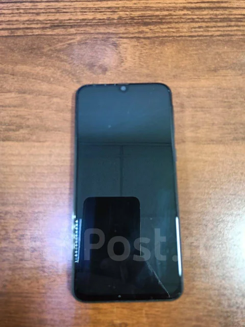 Samsung Galaxy A40. �/�, 64 ��, ����������, 4G LTE, Dual-SIM, NFC ����