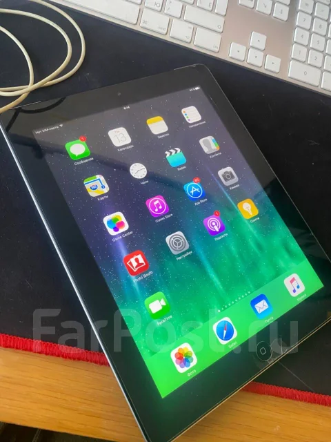 Apple iPad 2. 9.7 ������ ����