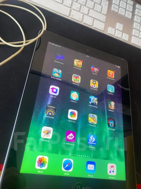 Apple iPad 2. 9.7 ������ ����