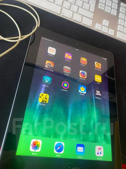 Apple iPad 2. 9.7 ������ ����