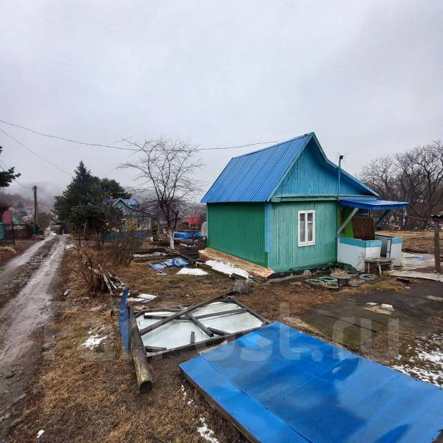 Продажа дачи в черте города, 944 кв. м. 28,0 кв. м. собственность, 15 ...