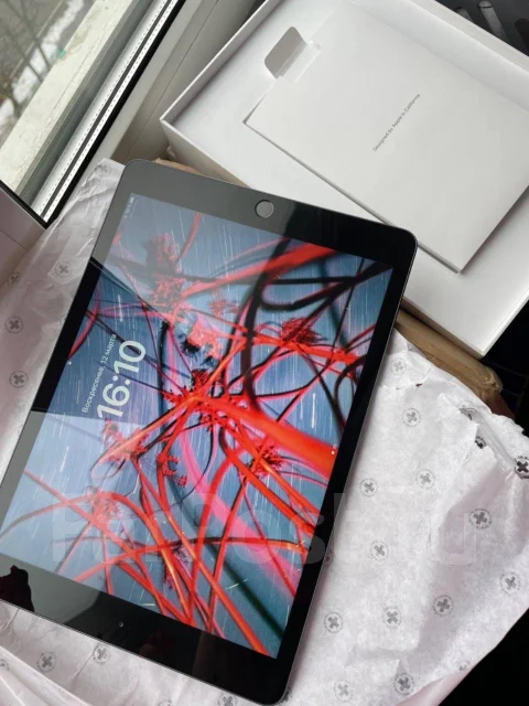Apple iPad 2021. ������ 32 �� ����