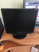 Samsung. 19", ���������� �� (LCD, LED, QLED) ����