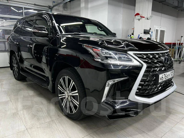 Lexus LX570. �������, 4wd, 5.7 (367��.�.), ������, 64 000����. �� ����