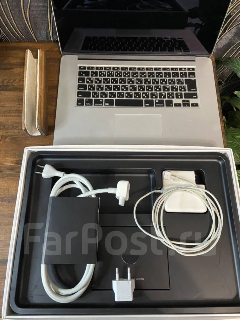 Apple MacBook Pro 15 2012 Mid. 15", 2,3����, ��� 8 ��, ���� 1 000���, WiFi: 1, Bluetooth: 1, ����������� �� 6��. ����
