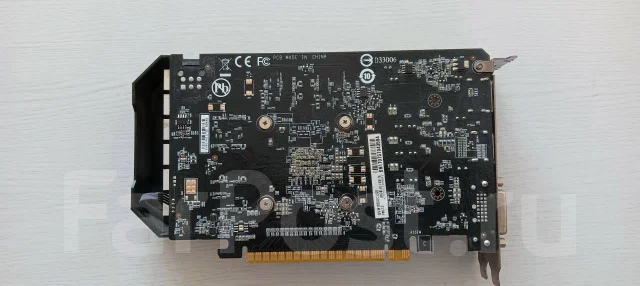 GeForce GTX 1050 ����