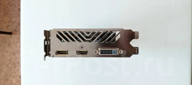 GeForce GTX 1050 ����