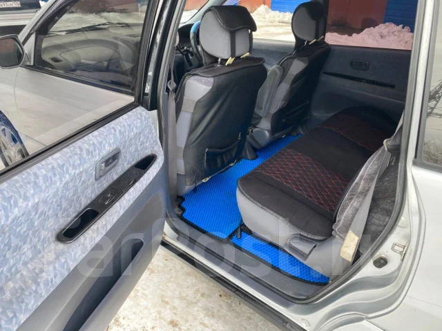 Toyota Ipsum. �������, ��������, 2.2 (94��.�.), ������, 305����. �� ����