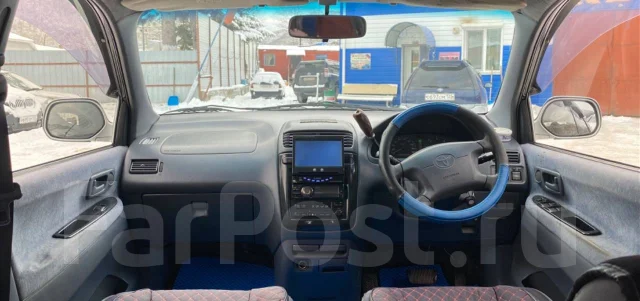 Toyota Ipsum. �������, ��������, 2.2 (94��.�.), ������, 305����. �� ����