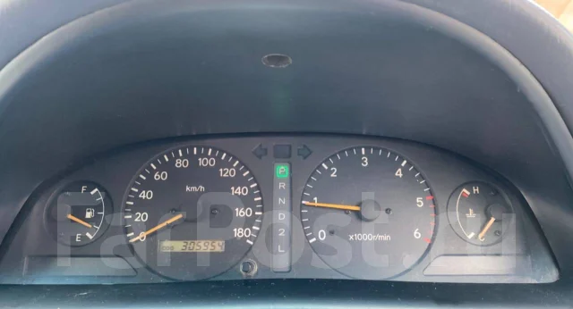 Toyota Ipsum. �������, ��������, 2.2 (94��.�.), ������, 305����. �� ����