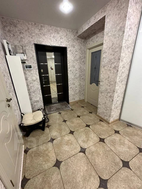 5-���������, ����� ������������� 4. �����, ������� ����, 170,3���.��., 6/7 ����. �������� ����