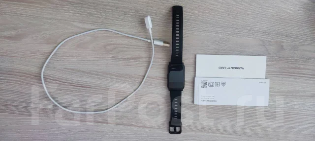 Honor Watch ES. IP68 ����