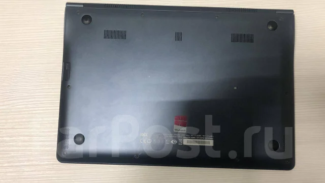 Samsung 900X3�. 13.3", 1,7����, ��� 4 ��, ���� 128���, WiFi: 1, Bluetooth: 1, ����������� �� 2��. ����