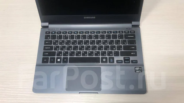 Samsung 900X3�. 13.3", 1,7����, ��� 4 ��, ���� 128���, WiFi: 1, Bluetooth: 1, ����������� �� 2��. ����