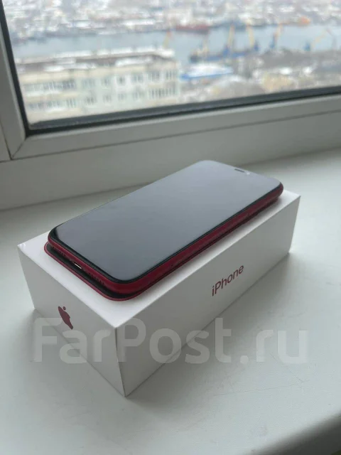 Apple iPhone Xr. �/�, 64 ��, �������, 3G, 4G LTE, NFC ����
