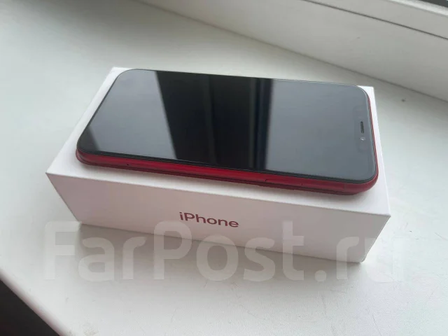 Apple iPhone Xr. �/�, 64 ��, �������, 3G, 4G LTE, NFC ����