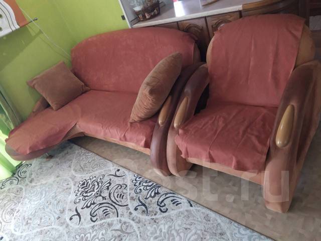 Продам набор мягкой мебели: угловой диван и кресло, б/у, в наличии ...