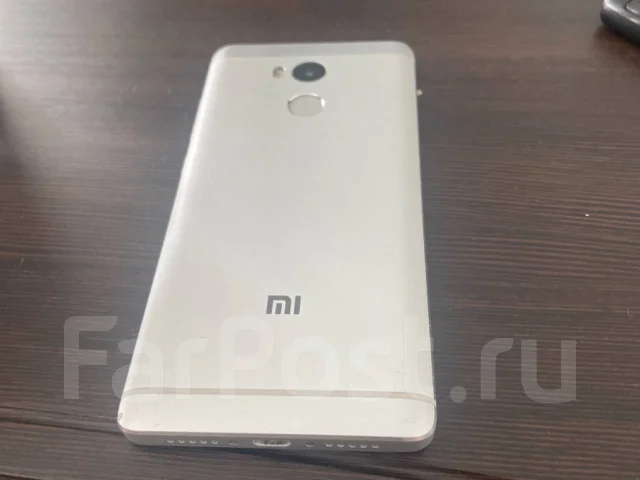 Xiaomi Redmi 4X. �/�, 32 ��, �����, 4G LTE, Dual-SIM, NFC ����