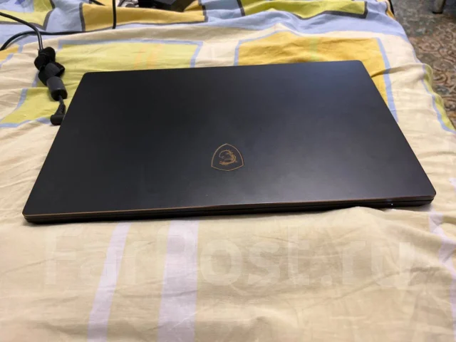 MSI Stealth. 17.3", ��� 16 ��, ���� 1 000���, WiFi: 1, Bluetooth: 1 ����