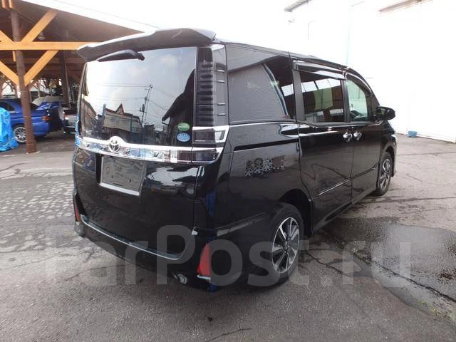 Toyota Voxy. ��������, 4wd, 2.0 (152��.�.), ������, 32 000����. ��, �/�. ��� ����� �� ������������ ����