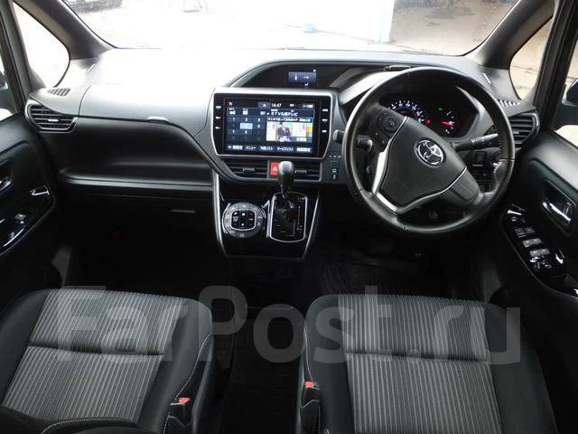 Toyota Voxy. ��������, 4wd, 2.0 (152��.�.), ������, 32 000����. ��, �/�. ��� ����� �� ������������ ����