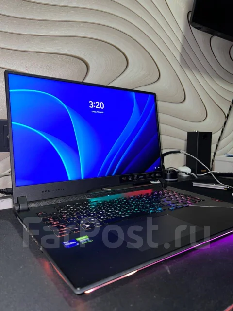 Asus ROG Strix. 17.3", 240����, ��� 16 ��, ���� 1 000���, WiFi: 1, Bluetooth: 1 ����