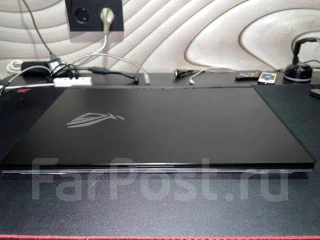 Asus ROG Strix. 17.3", 240����, ��� 16 ��, ���� 1 000���, WiFi: 1, Bluetooth: 1 ����
