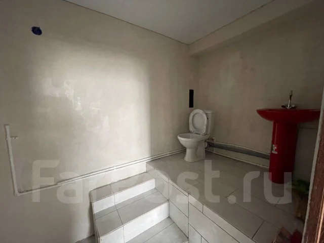 Продам нежилое помещение(отдельный вход), по ул. Приморский бульвар 5 ...