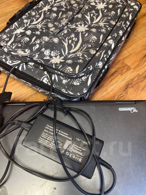 Acer Extensa. 15.4", 1,5����, ��� 1024 ��, ���� 120���, Bluetooth: 1 ����