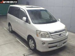 Toyota Noah. �������, 4wd, 2.0, ������, �/�, ��� ���. ��� ����� �� ������������ ����